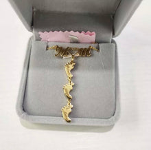 Load image into Gallery viewer, Mom dangling feet necklace