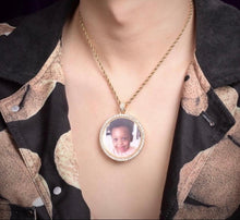 Load image into Gallery viewer, Photo pendant chain
